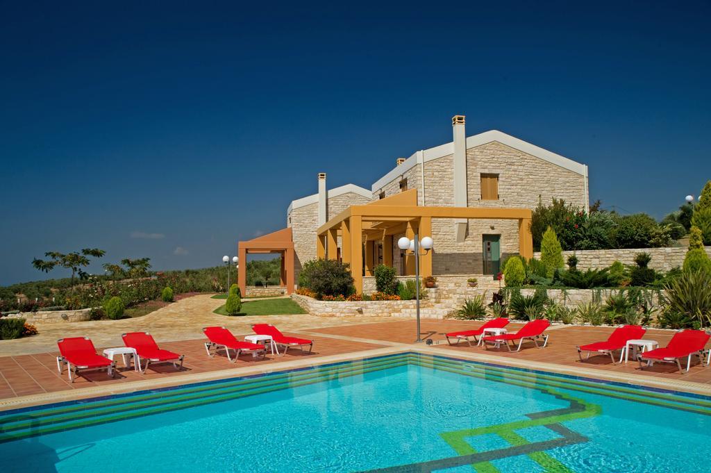 Enastron Villas Kyparissia Exterior foto